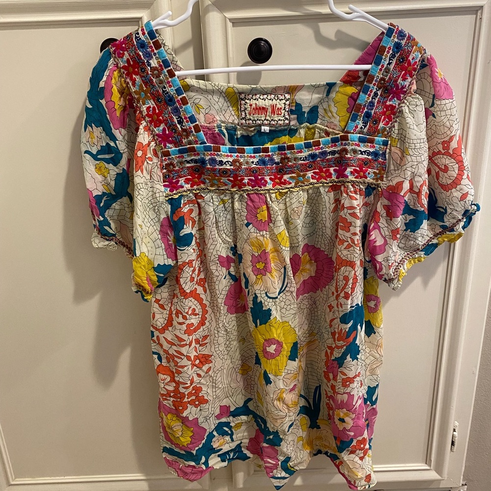 Johnny Was Pink Floral blouse Top size Large
